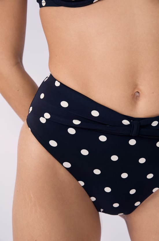 Culotte bikini taille haute à pois;${refinementColor}