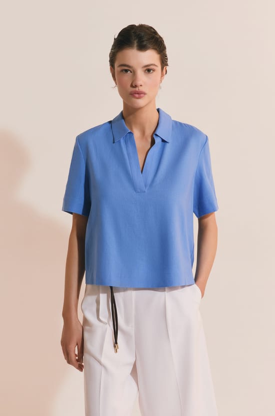 Blouse &agrave; manches courtes avec lin;${refinementColor}