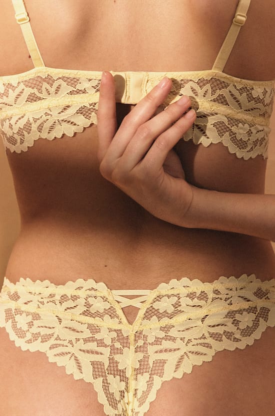 Lace Tanga;${refinementColor}