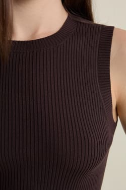 Ribbed Round Neck Tank Top;${refinementColor}