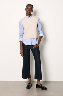 Sleeveless Sweater;${refinementColor}