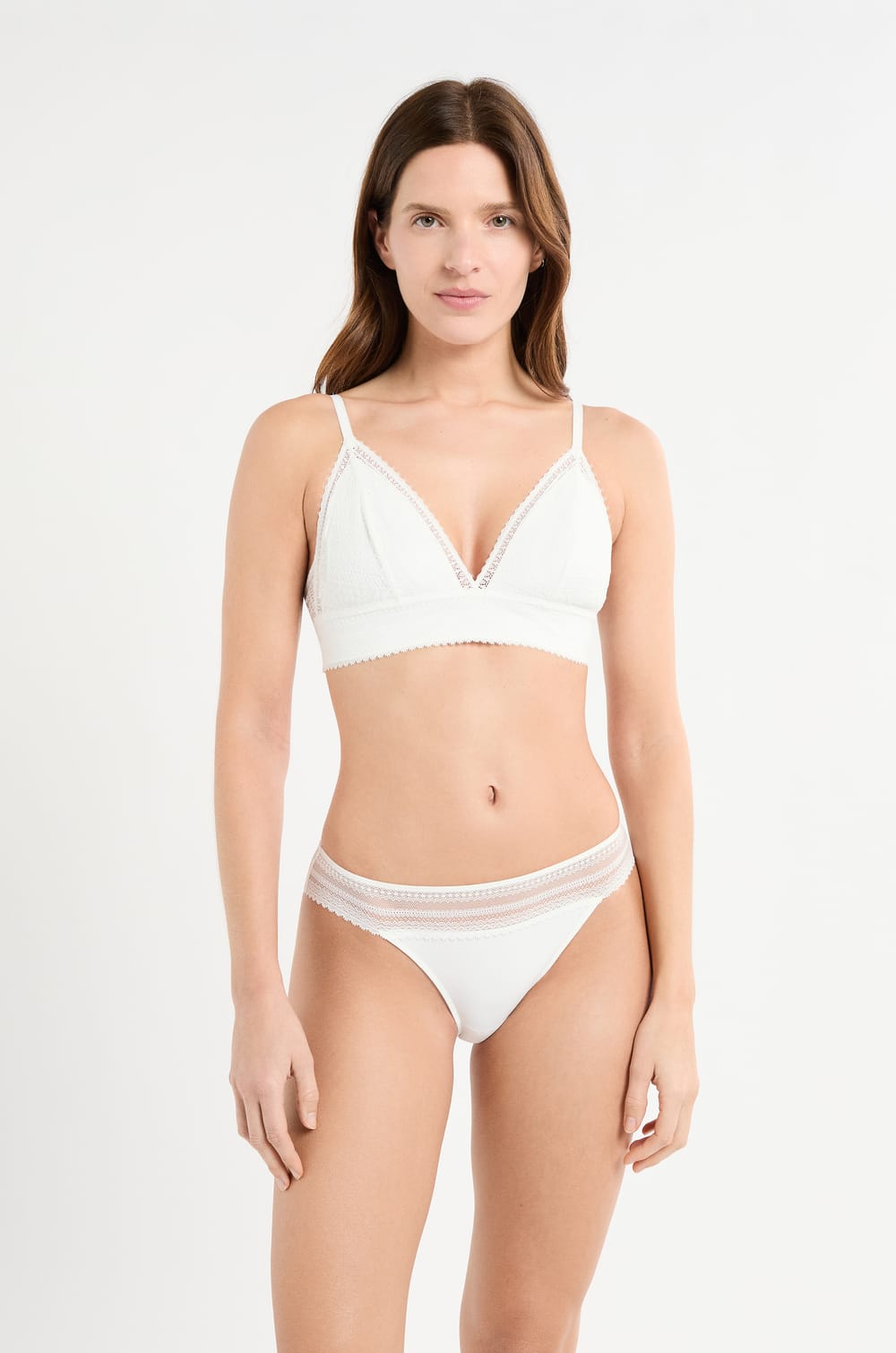 Soutien-gorge N.8 - Le triangle en dentelle;${refinementColor}