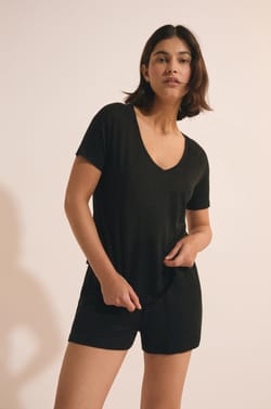 Short-sleeved T-shirt 100% linen;${refinementColor}