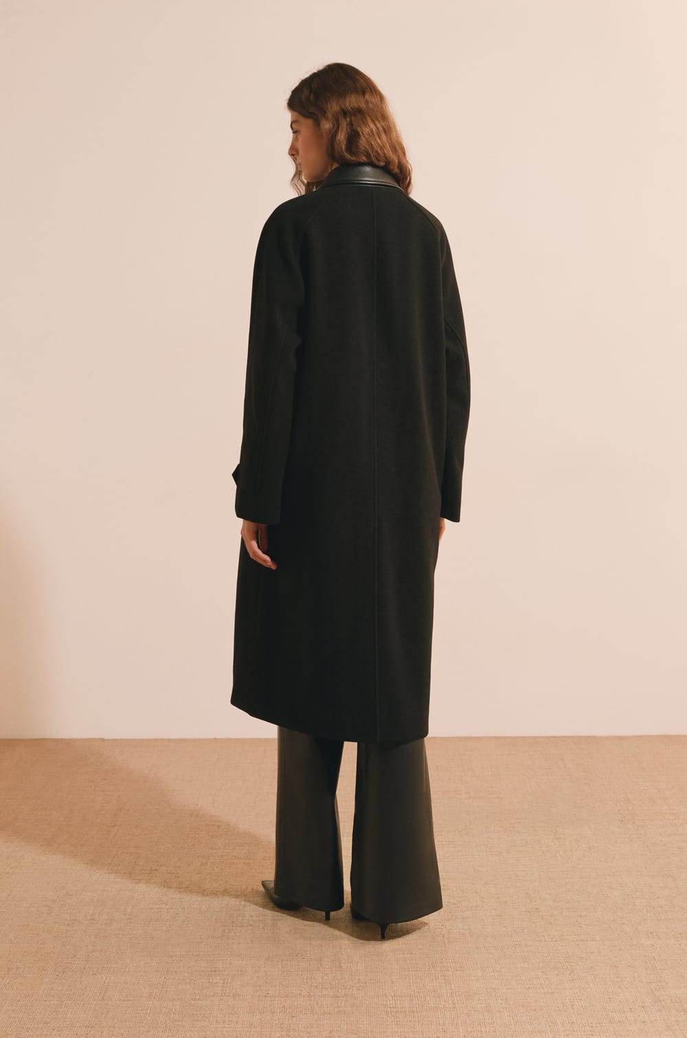 Manteau long droit avec boutons;${refinementColor}