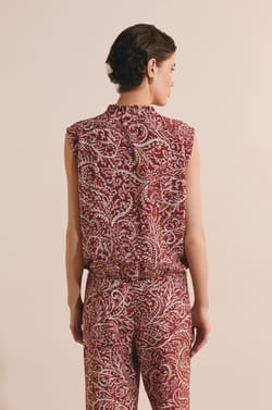 Top avec col &agrave; nouer &agrave; motifs;${refinementColor}