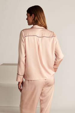 Chemise de pyjama satin&eacute;e;${refinementColor}