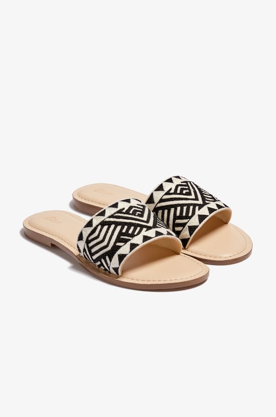 Sandales;${refinementColor}