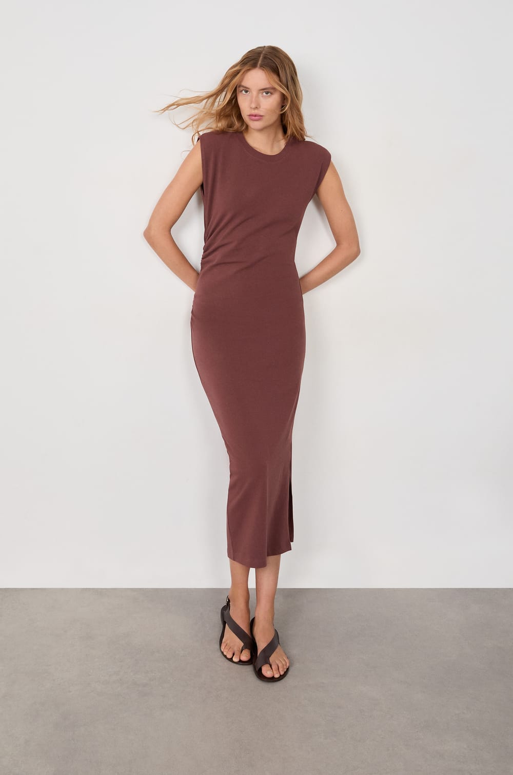 Long cotton dress;${refinementColor}