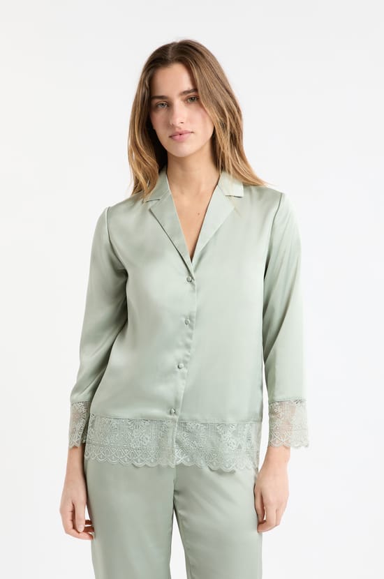 Chemise de pyjama satin&eacute;e avec d&eacute;tails dentelle;${refinementColor}