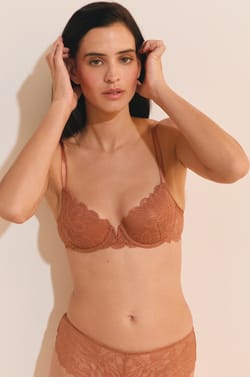 Soutien-gorge corbeille en dentelle;${refinementColor}
