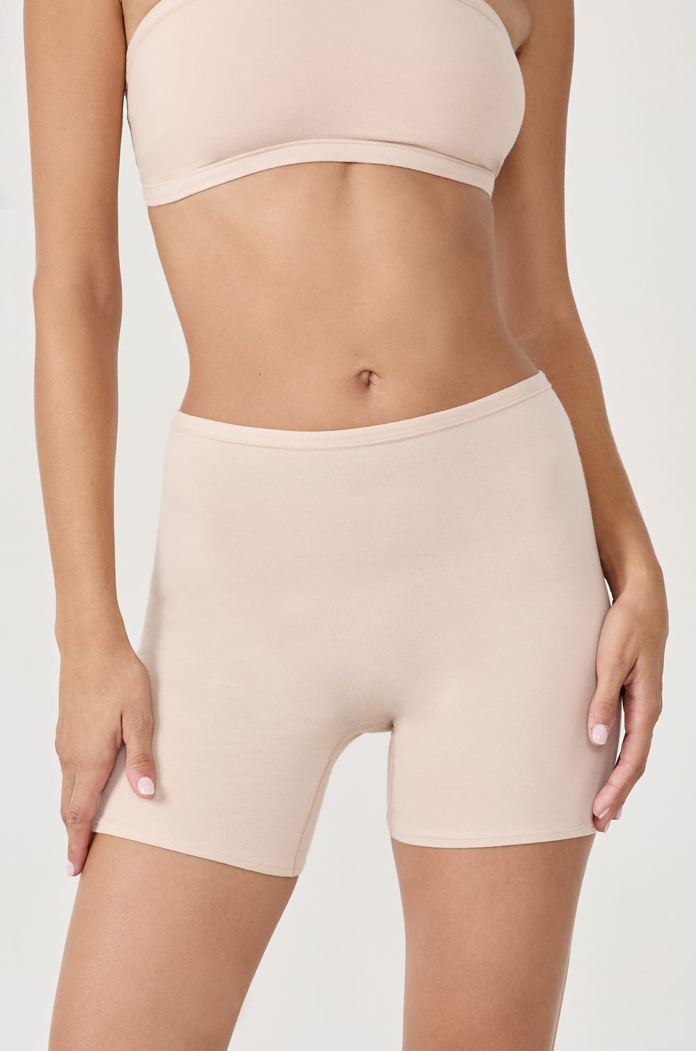 Organic cotton stretch cycling shorts;${refinementColor}