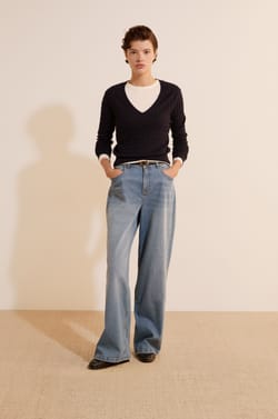 Jean coupe large;${refinementColor}