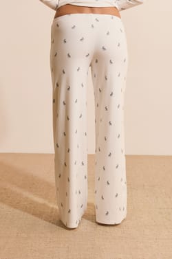 Pantalon de pyjama &agrave; motifs lapins;${refinementColor}