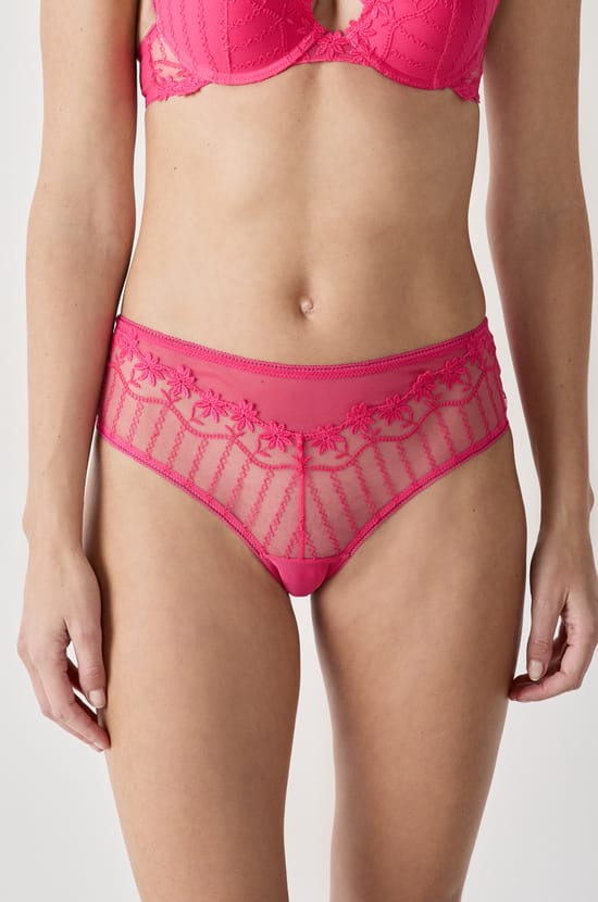 Hipster en tulle brodé;${refinementColor}