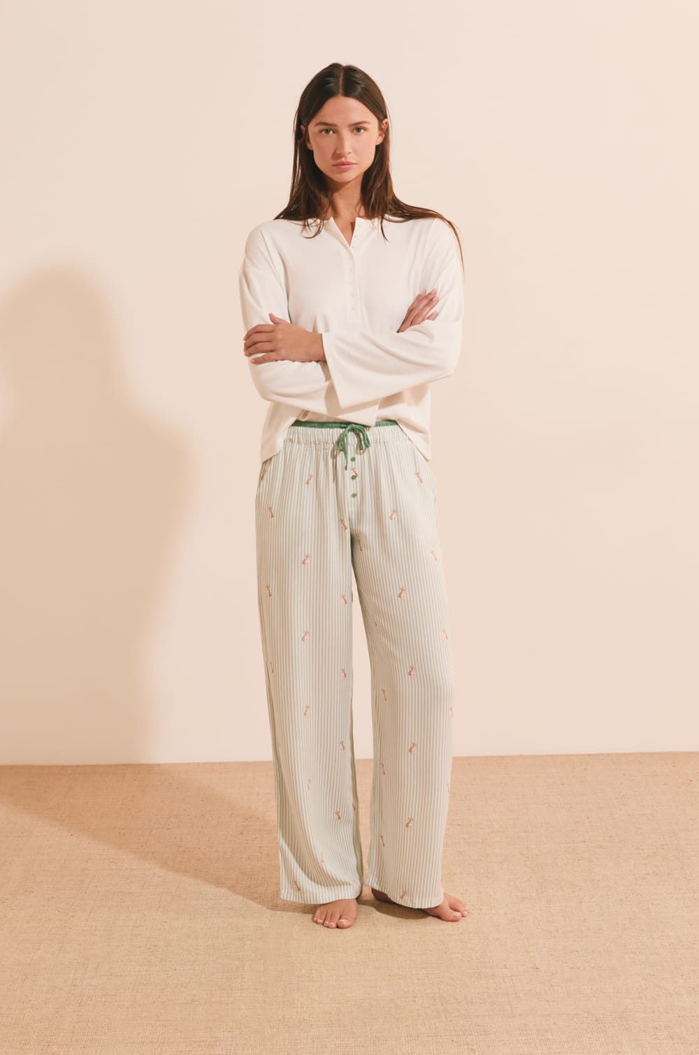 Pantalon de pyjama &agrave; rayures avec motifs chiens;${refinementColor}