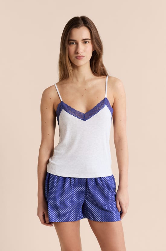 Two-tone tank top with lace details;${refinementColor}