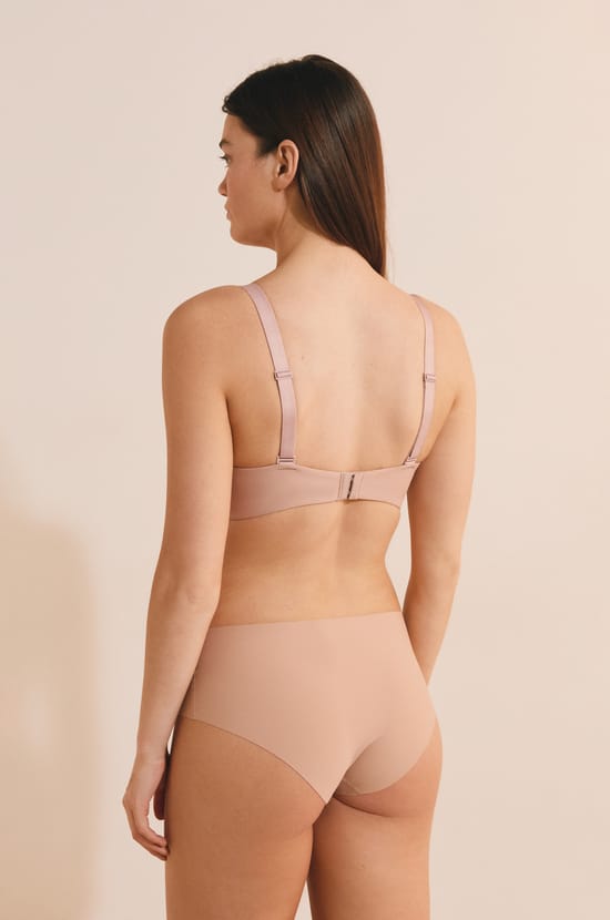 Lightly Lined Wireless Bra in Microfibre;${refinementColor}