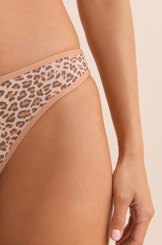 Culotte transparente en tulle;${refinementColor}