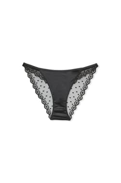 Culotte en broderie;${refinementColor}