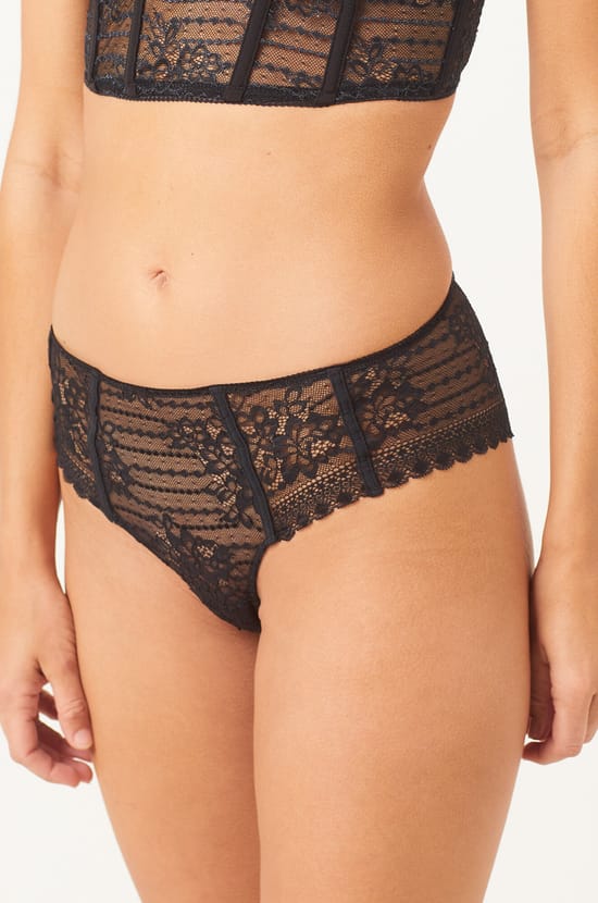 Lace Hipster;${refinementColor}