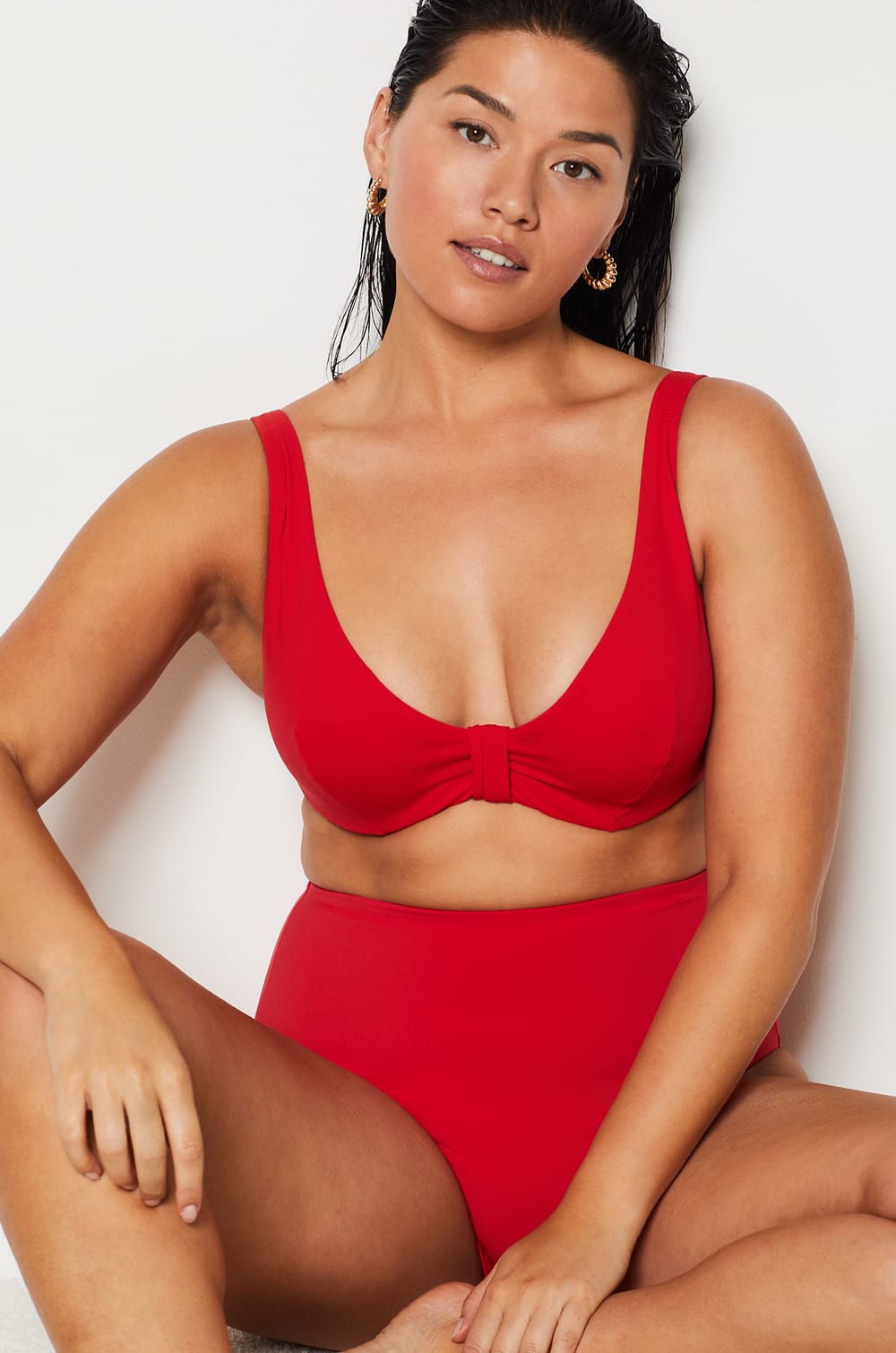 Trojúhelníkový horní díl plavek s kosticemi;${refinementColor}