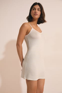 Nuisette courte &agrave; rayures;${refinementColor}