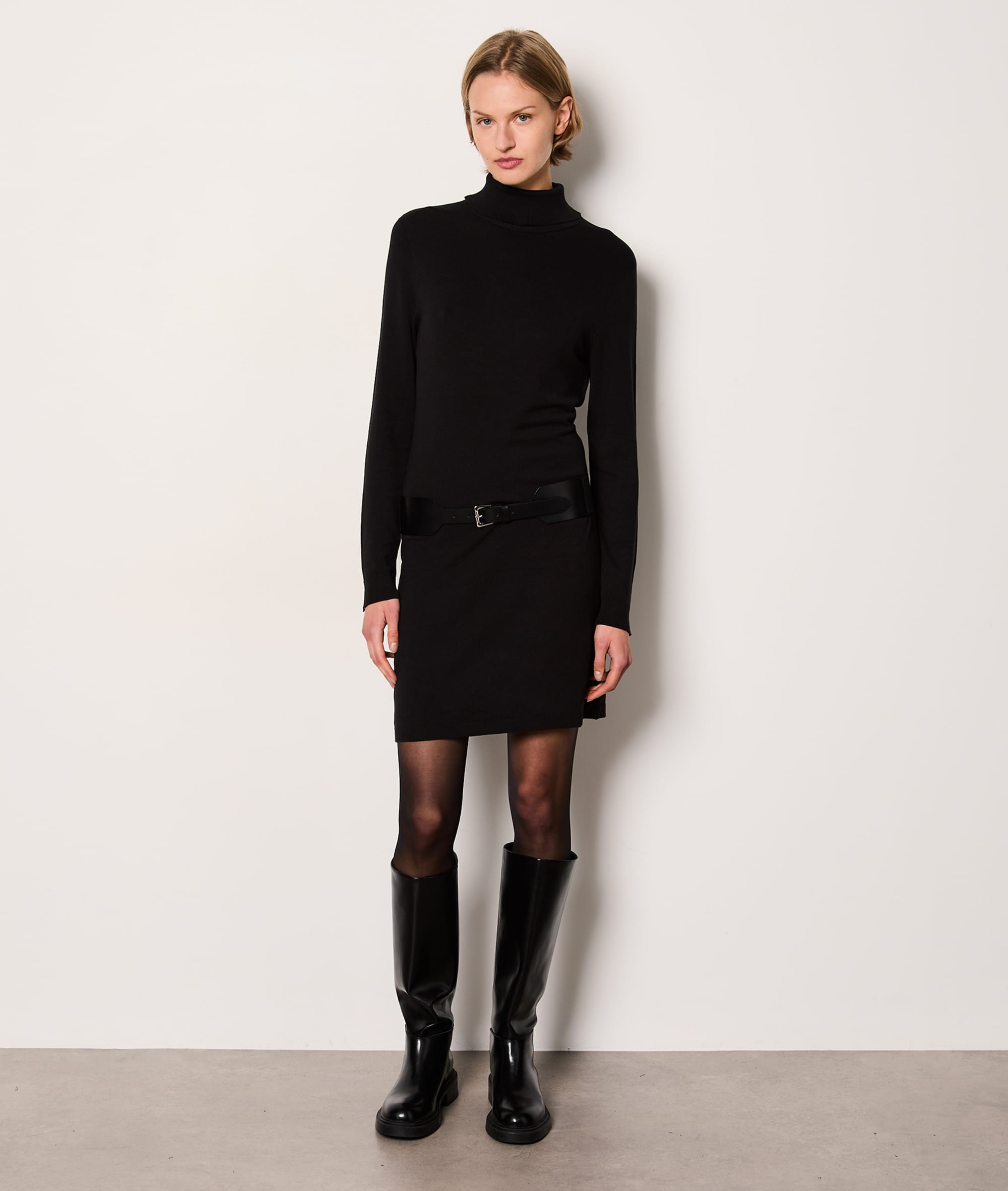 Robe pull col roulé