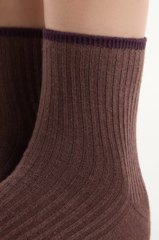 Chaussettes brillantes avec coton;${refinementColor}