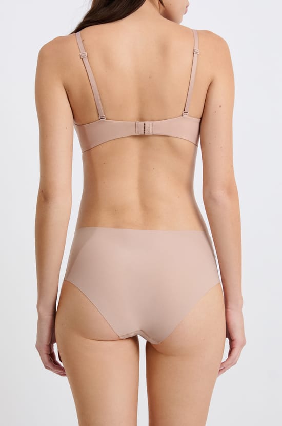 Braguita culotte de microfibra;${refinementColor}