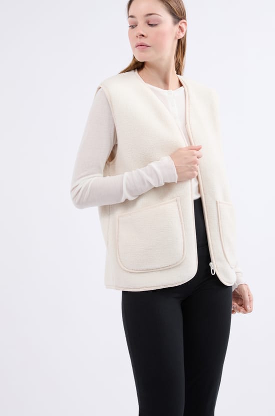 Gilet sans manches;${refinementColor}