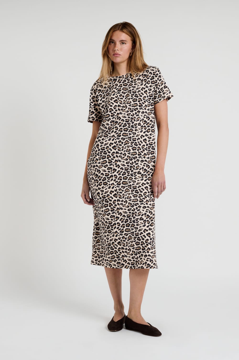 Lange jurk met luipaardprint;${refinementColor}