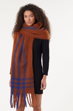 Ensemble doudoune multi-port&eacute;s, &eacute;charpe et moufles;${refinementColor}