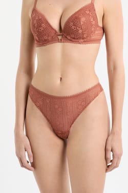 Lace Tanga;${refinementColor}