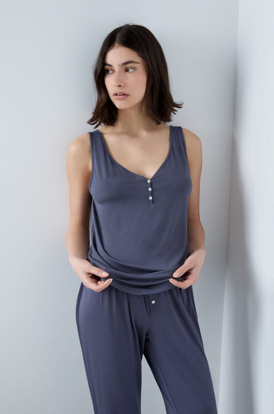   Camiseta de tirantes lisa;${refinementColor}