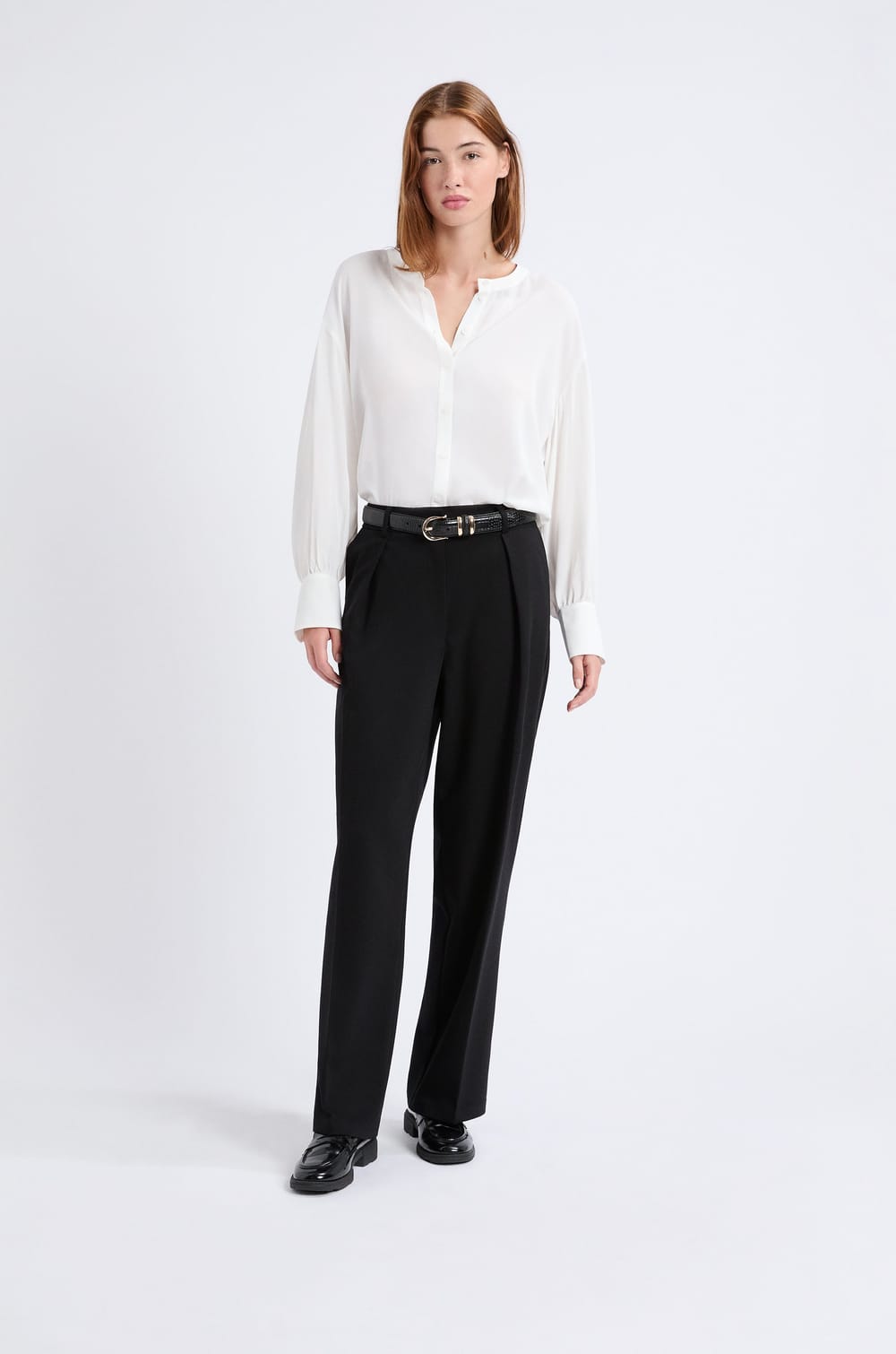 Pantalon large droit;${refinementColor}