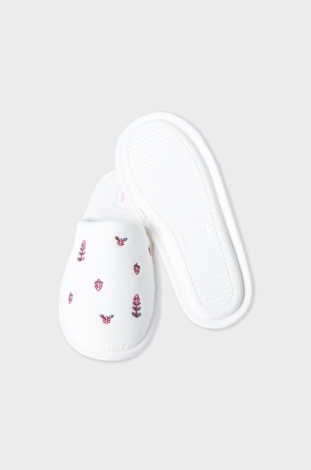 Mule slippers with patterns;${refinementColor}