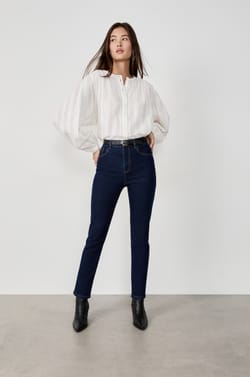 Jeans slim;${refinementColor}