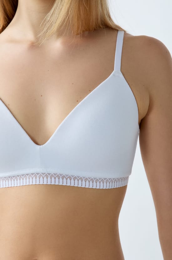Wireless Bra with Lightly Lined Cups in Cotton;${refinementColor}