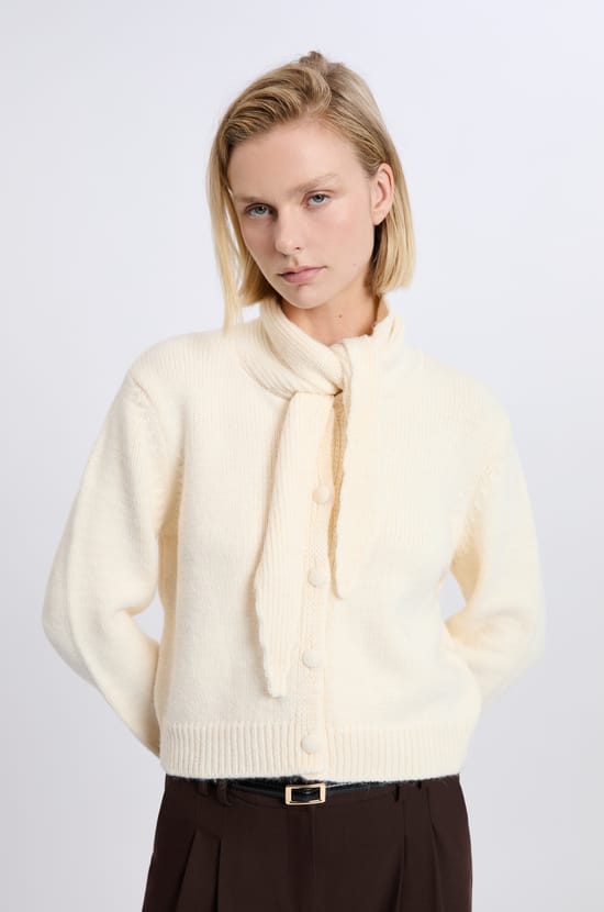 Gilet à nouer ;${refinementColor}