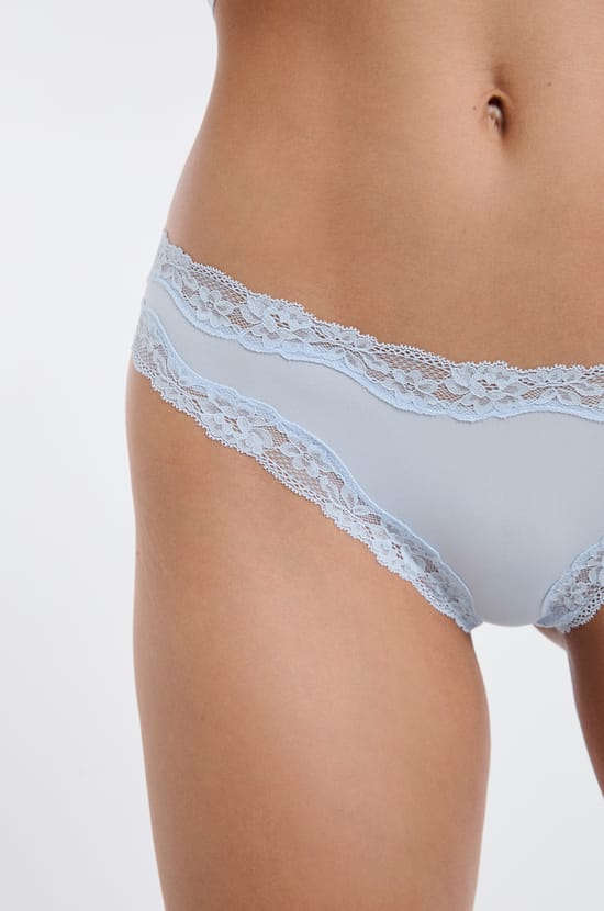 Culotte en microfibre et dentelle;${refinementColor}