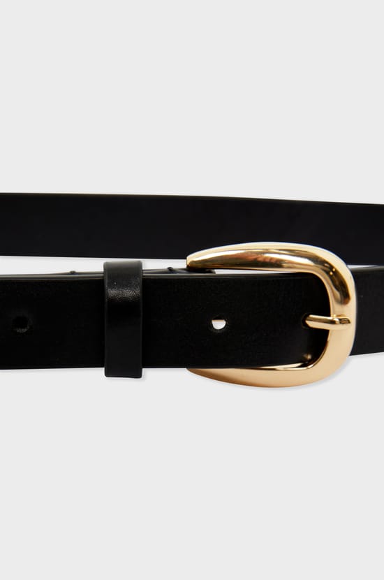 Leather belt;${refinementColor}