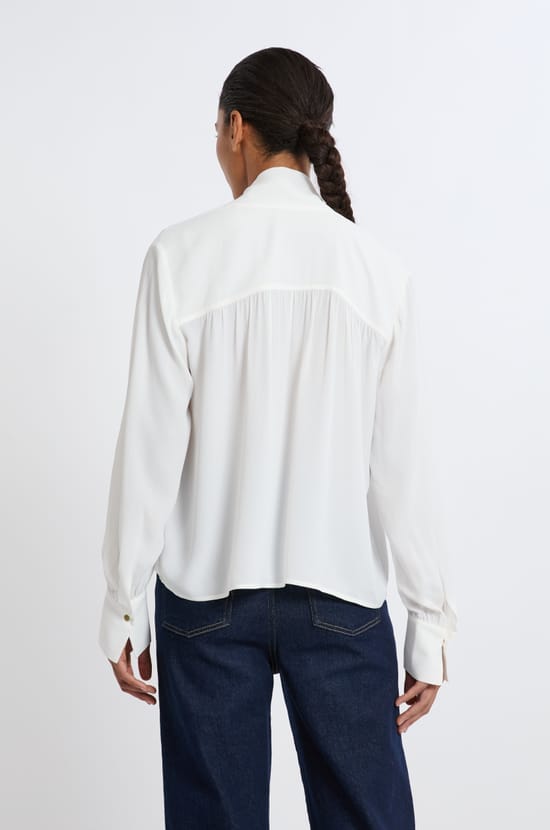 Chemise avec col cravate;${refinementColor}