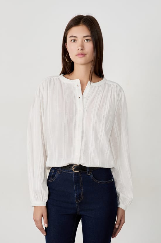 Camisa de manga larga con bordados;${refinementColor}
