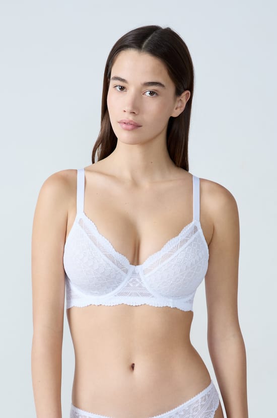 Balconette Minimizer Bra with -1 Size Effect;${refinementColor}