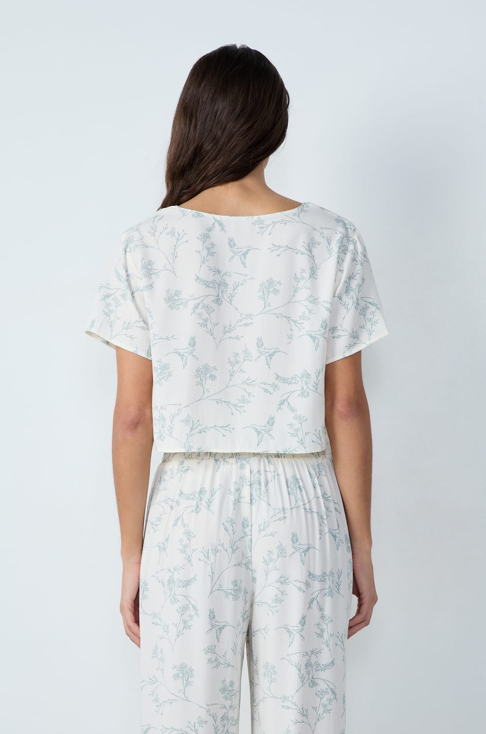Short-Sleeved Shirt With Floral Patterns And Bows;${refinementColor}