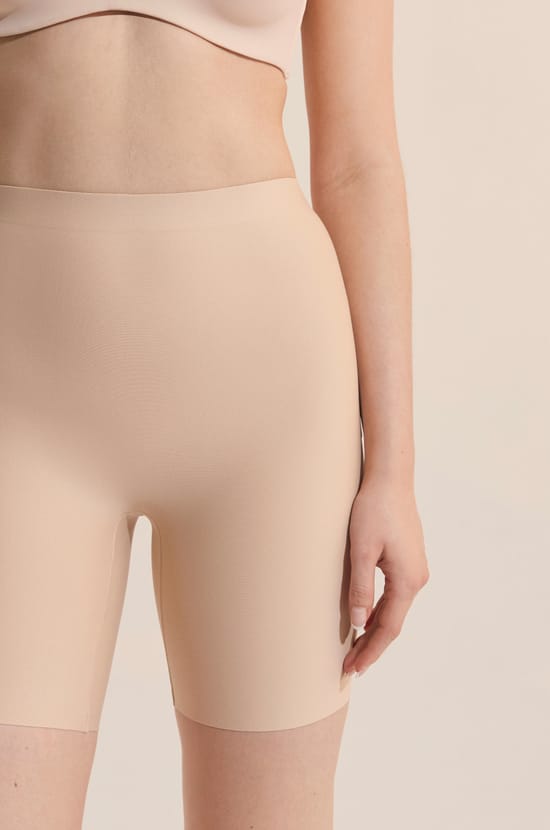 Plunge back special panty - strong support;${refinementColor}