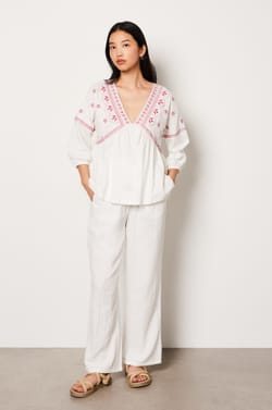 Three-quarter sleeve embroidered T-shirt;${refinementColor}