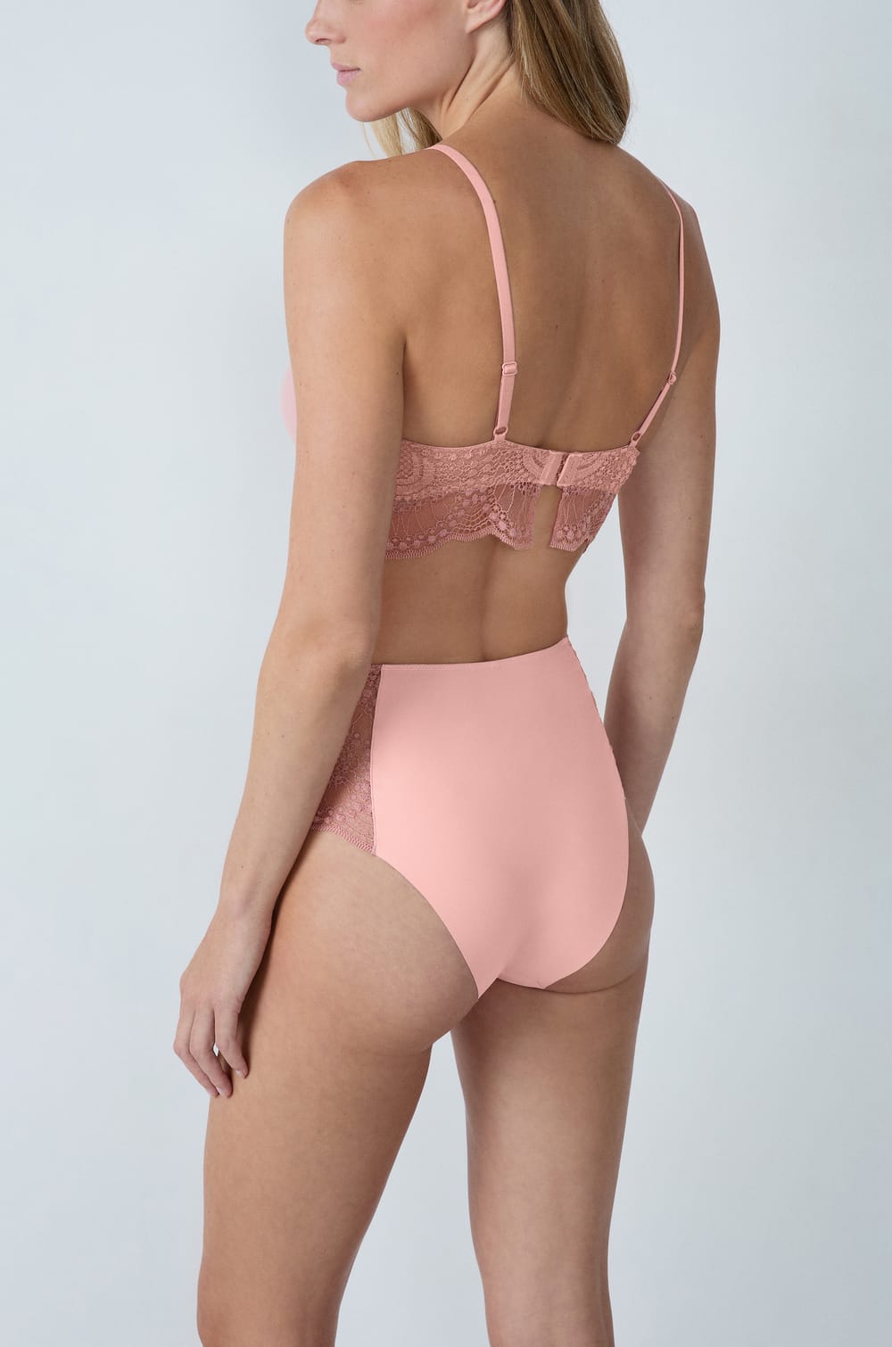 Midi Brief in Microfiber;${refinementColor}
