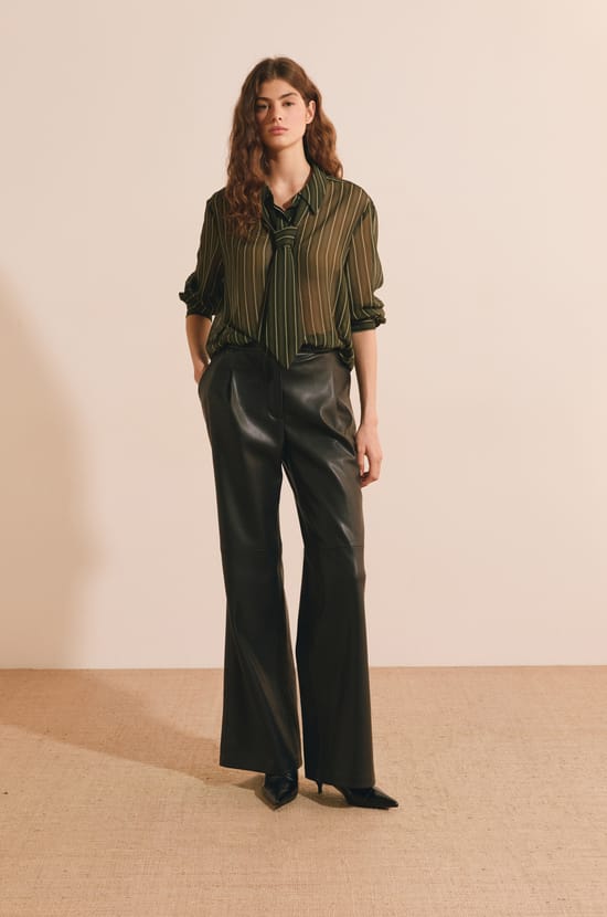 Pantalon droit;${refinementColor}