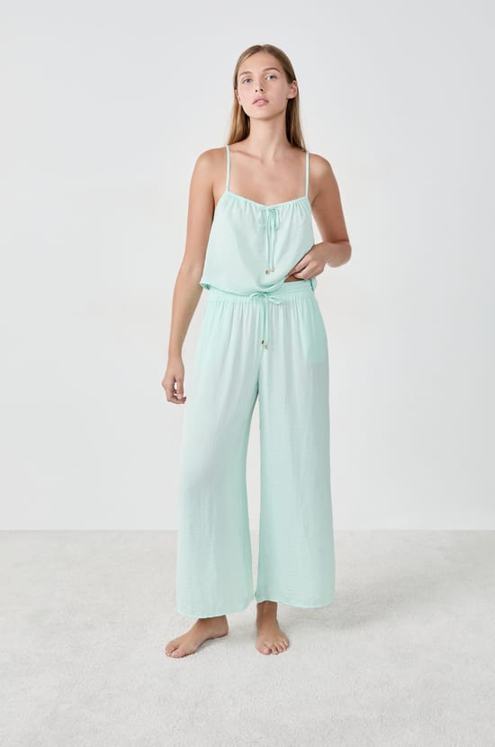Pantalon satiné 7/8 coupe large;${refinementColor}